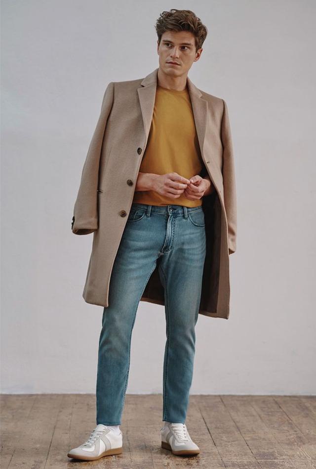 男士穿牛仔裤总觉得单调?换上一条九分裤的款式,造型时髦感大增