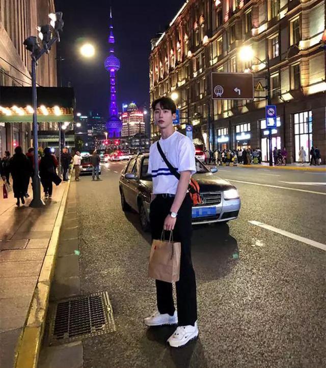 穿什么裤子显腿长!让你立马变身长腿欧巴