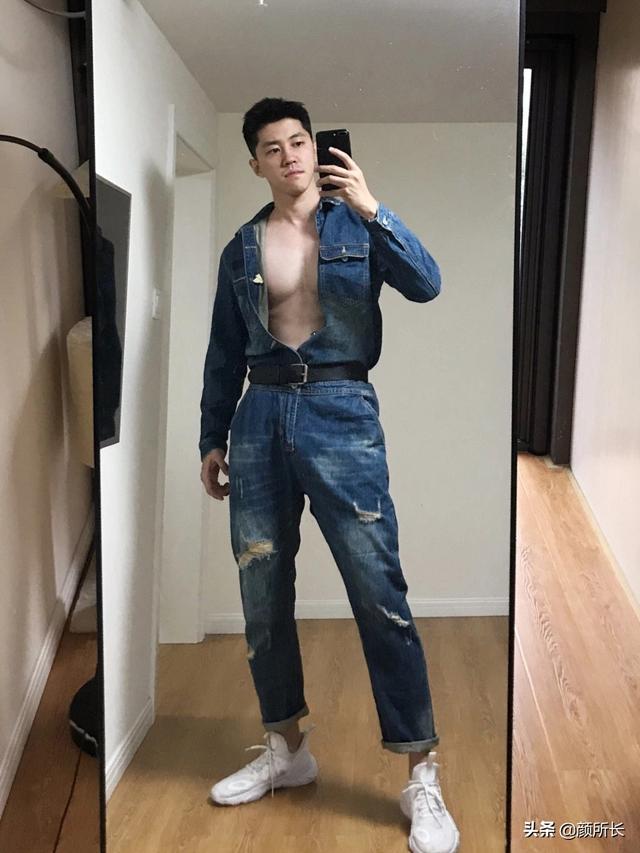 高又高又壮的肌肉帅哥,多张自拍迷人眼!