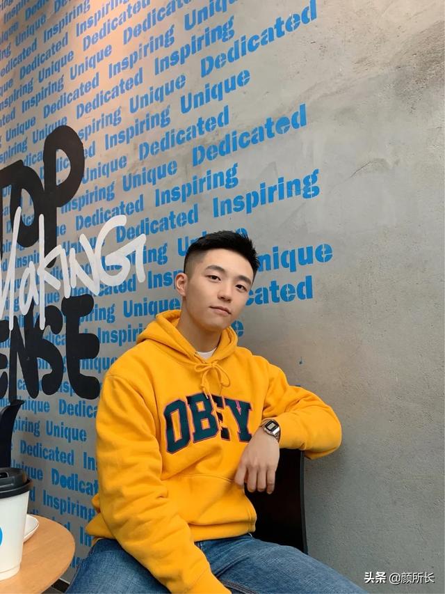 嘿,来签收你的正装男友!