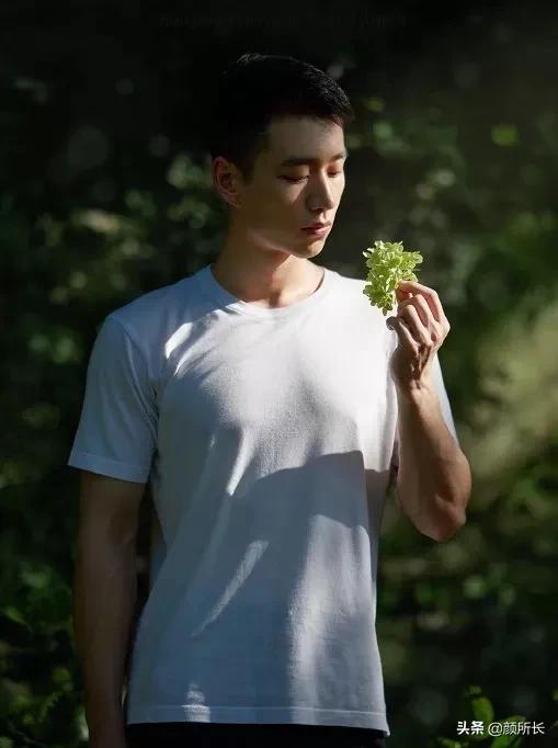 照片被多次盗用的肌肉帅哥,你在不撸帝上见过他照片吗?