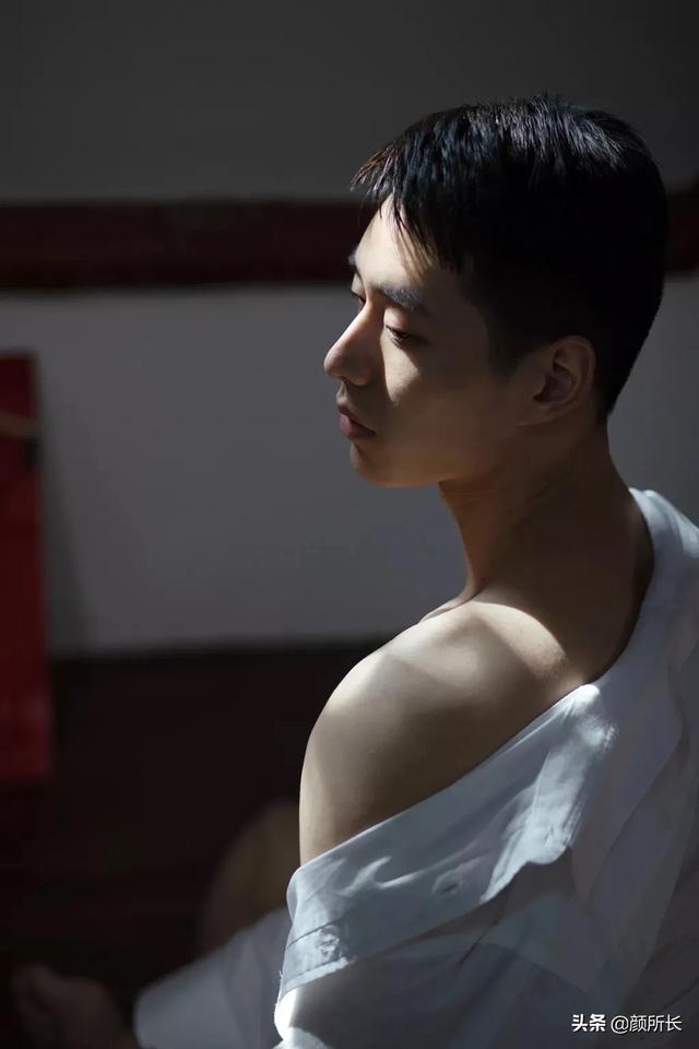 照片被多次盗用的肌肉帅哥,你在不撸帝上见过他照片吗?