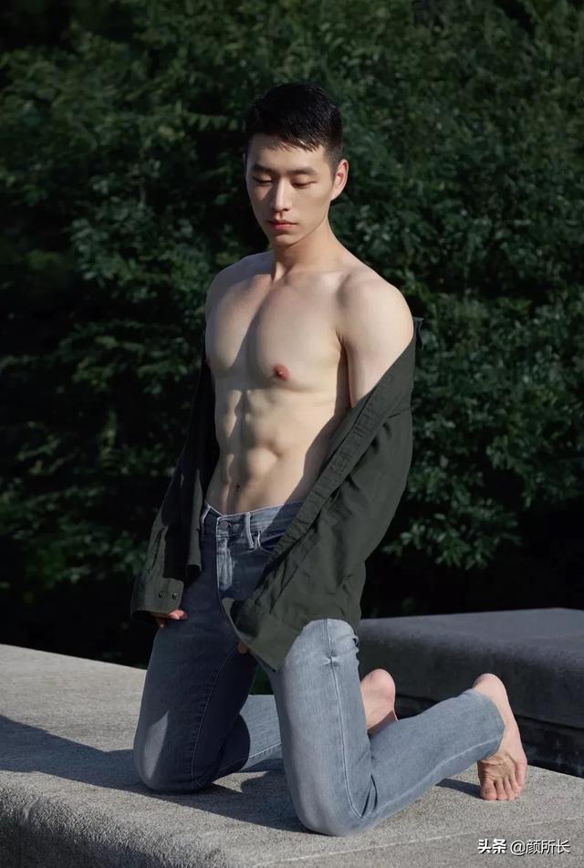 照片被多次盗用的肌肉帅哥,你在不撸帝上见过他照片吗?