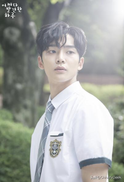 韩剧又出新男神!身高191cm,腿长破记录,帅得像从漫画走出来