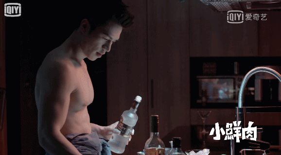 曾经走红的豆花哥陈奕廷长残了?一手好牌打稀烂