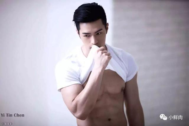 曾经走红的豆花哥陈奕廷长残了?一手好牌打稀烂