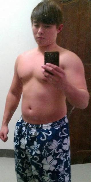 肌肉帅哥教练到底有多拼?身材逆袭不输彭于晏