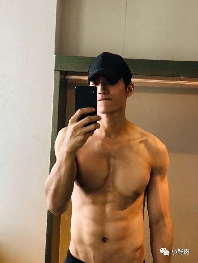 大二被海岩相中出道,张峻宁为什么一直都不火?