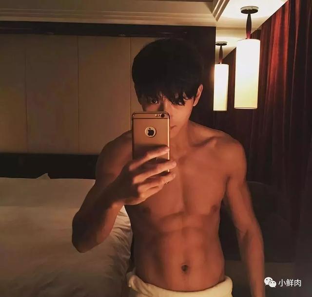 大二被海岩相中出道,张峻宁为什么一直都不火?