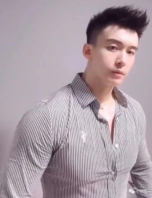 37岁逆龄大叔走红,女生看完都羡慕嫉妒恨了!