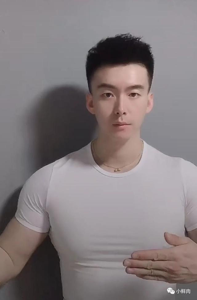 37岁逆龄大叔走红,女生看完都羡慕嫉妒恨了!