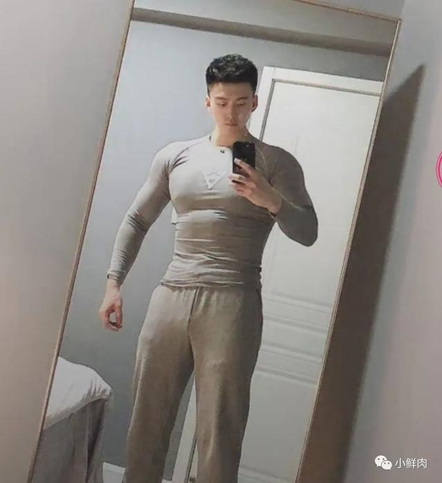 37岁逆龄大叔走红,女生看完都羡慕嫉妒恨了!