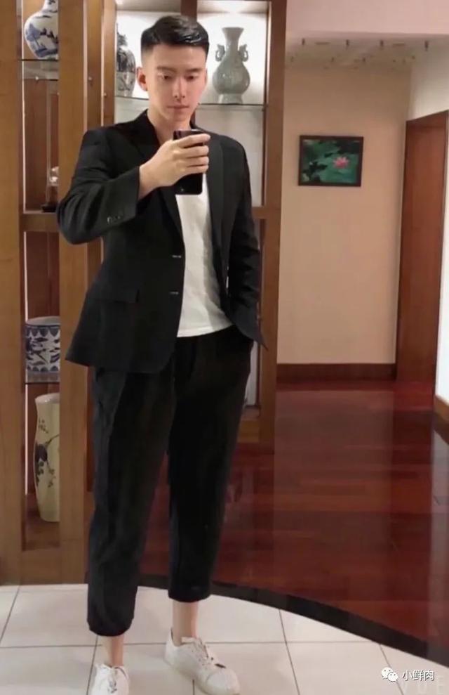 37岁逆龄大叔走红,女生看完都羡慕嫉妒恨了!