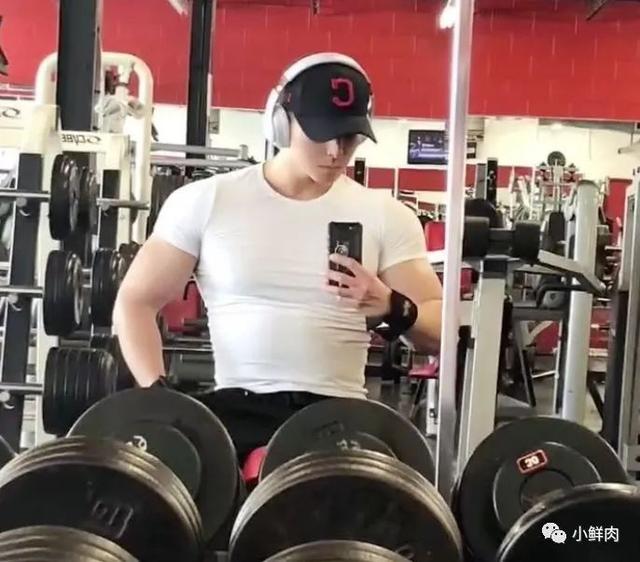 37岁逆龄大叔走红,女生看完都羡慕嫉妒恨了!