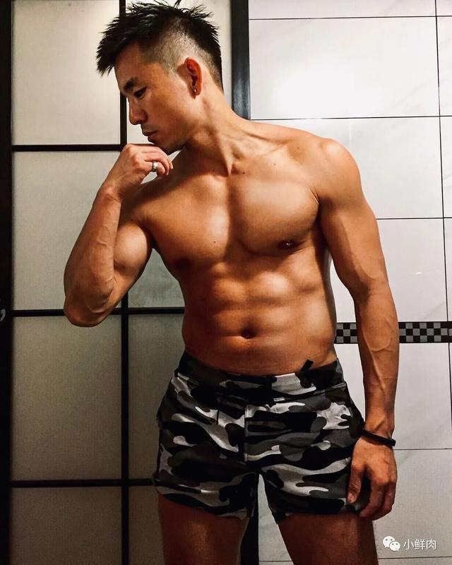 网友夸他为内蒙肌肉网红1哥,E杯胸肌实力太强大!