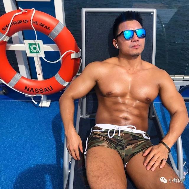 网友夸他为内蒙肌肉网红1哥,E杯胸肌实力太强大!