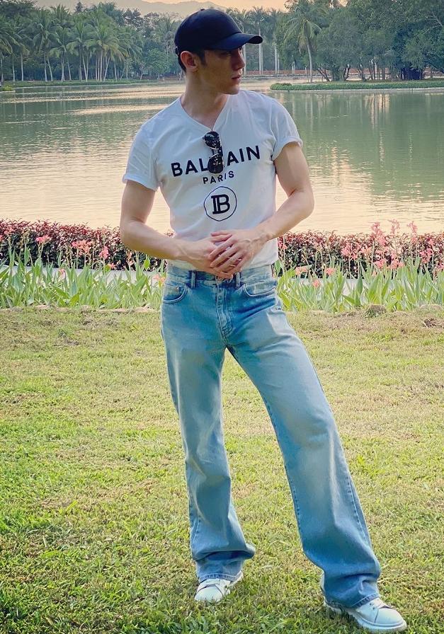 有种“变化”叫与白冰离婚,丁一今成网红,练出腱子肉不输年轻人