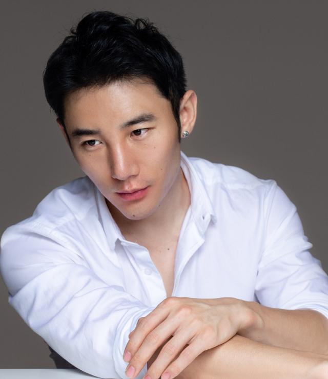 有种“变化”叫与白冰离婚,丁一今成网红,练出腱子肉不输年轻人