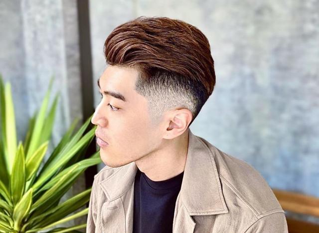 男生不要迷恋“锅盖头”发型,短发才适合夏天,剪一次可以帅很久