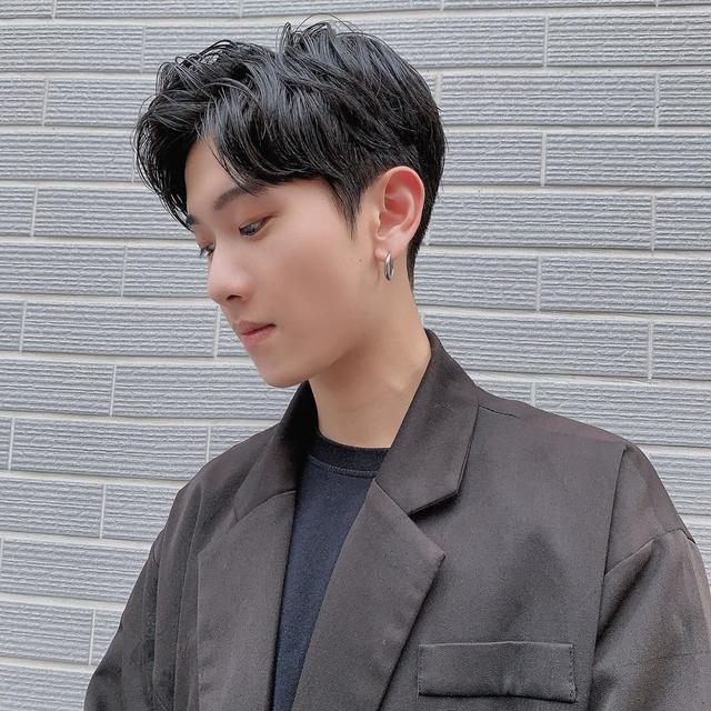 男生夏天偶尔剪这7款发型,也很清爽时髦,帅气挡不住