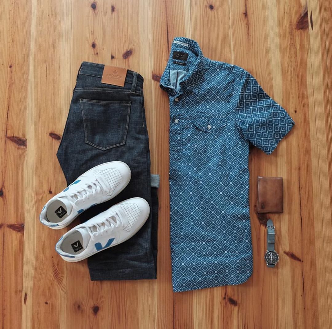 男士穿“花衬衫”个性痞帅,像这6套搭配才好看,尽显潮男气质