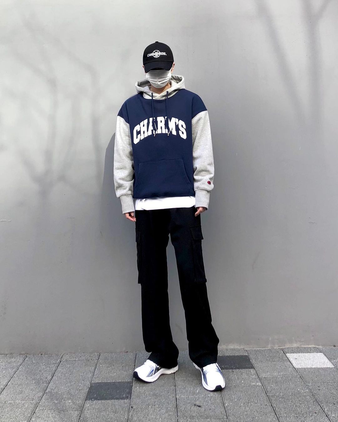 男生冬天穿“卫衣”才时髦!6套日常帅气搭配,轻松变身潮流达人